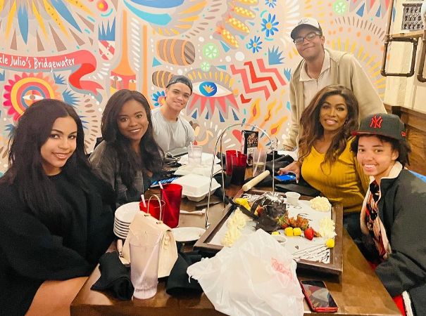 Toni Yates celebrating mother's day with her kids